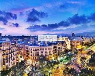 Vista exterior de Pis de lloguer en  Barcelona Capital amb Terrassa