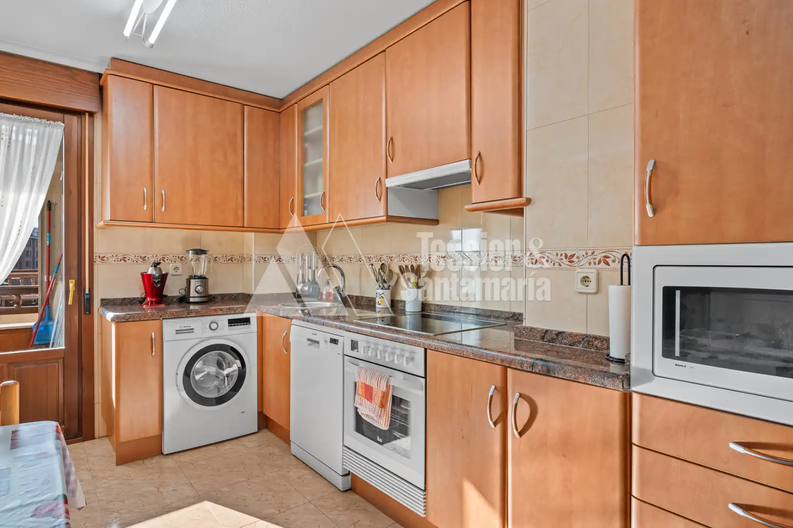 Wohnung mit Terrasse zum Verkauf in Avenida de Torcuato Fernández Miranda, imagen 11