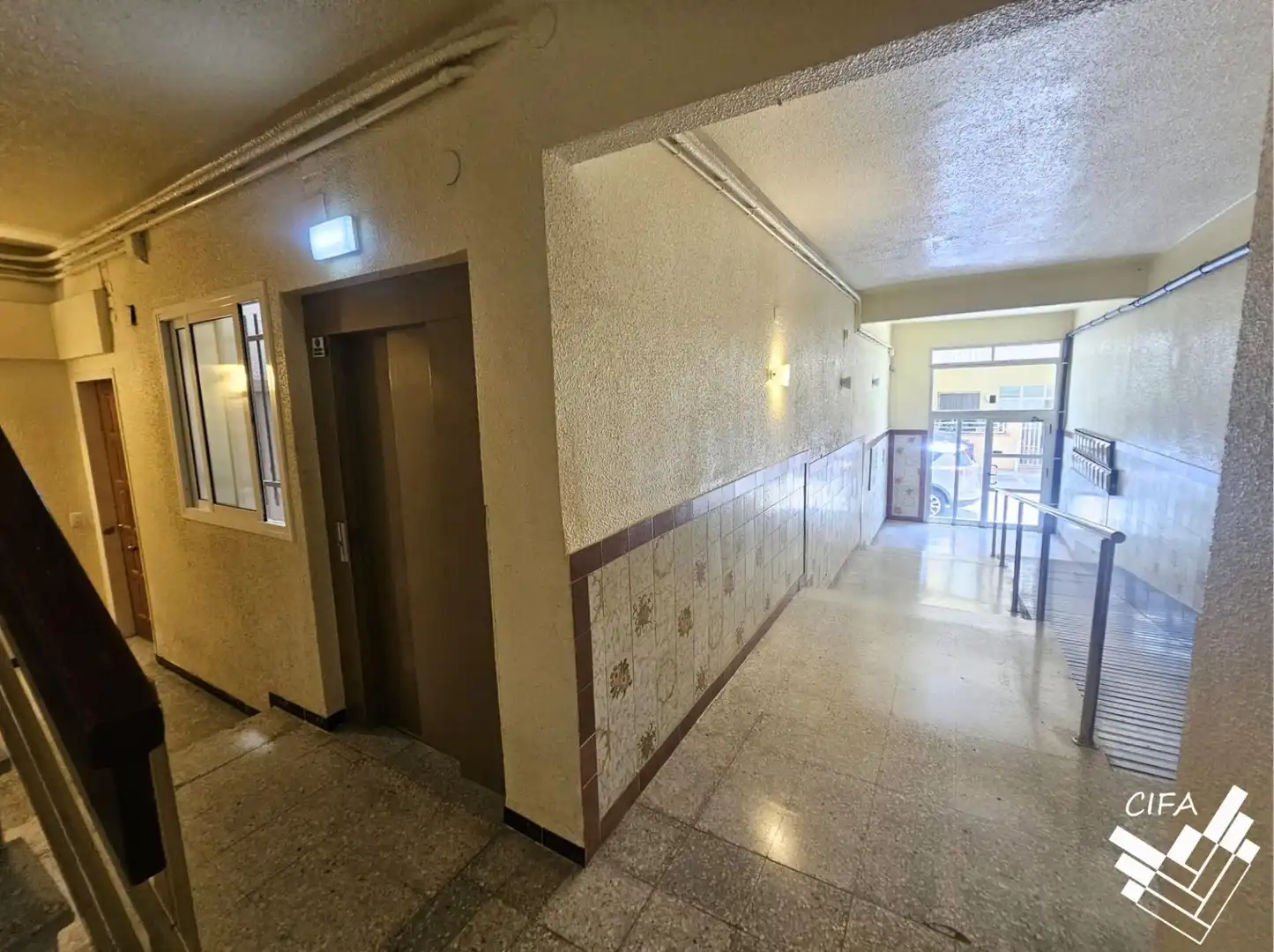 Flat for sale in Alcanar  with Air Conditioner, Terrace and Furnished