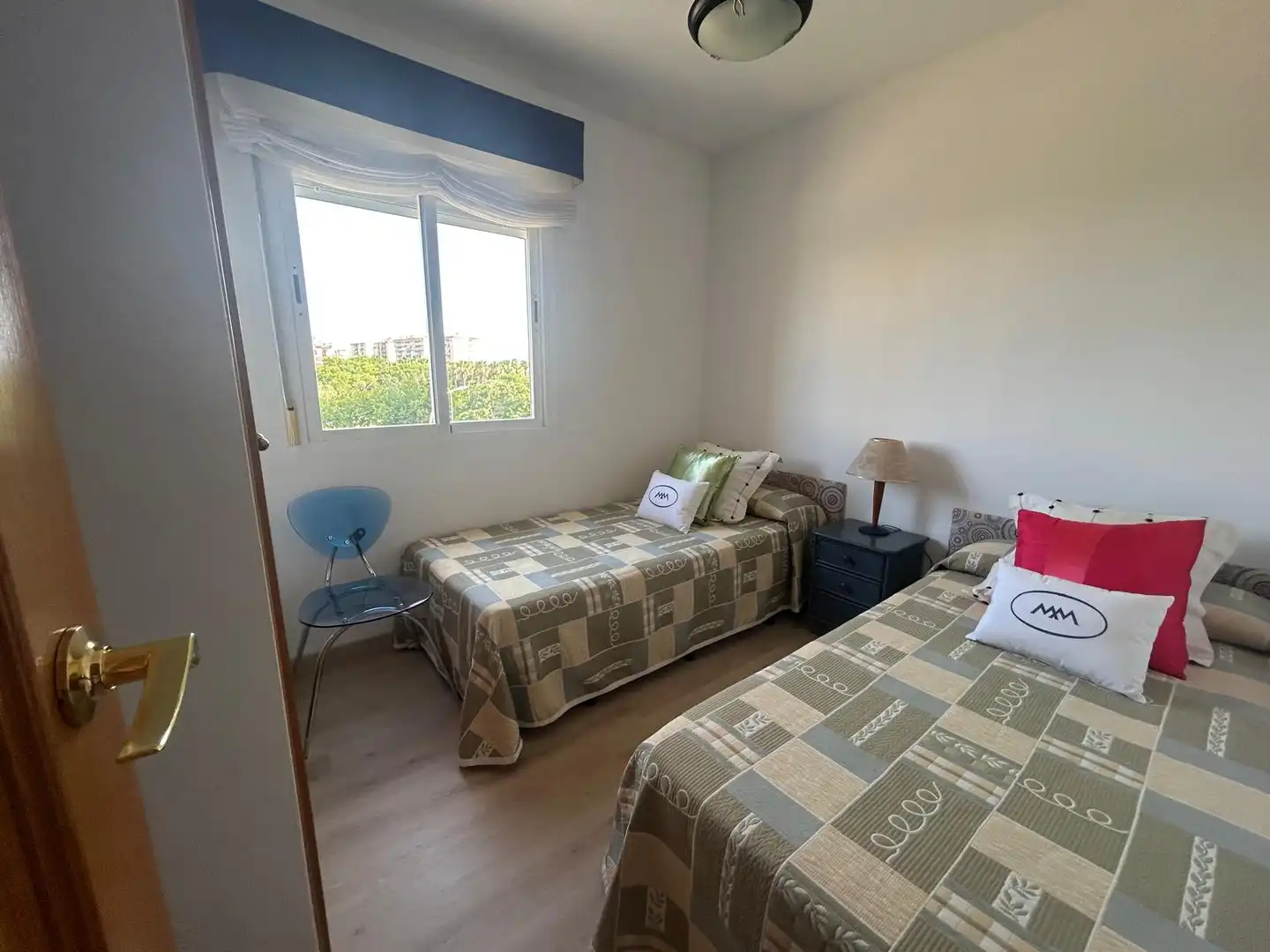 Habitación de Apartamento en venta en Gandia con Aire acondicionado, Amueblado y Piscina comunitaria