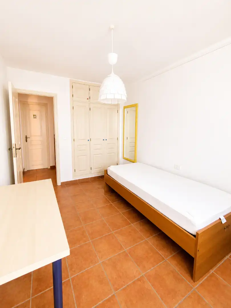 Habitación de Ático en venta en Santa Úrsula con Terraza, Piscina y Balcón