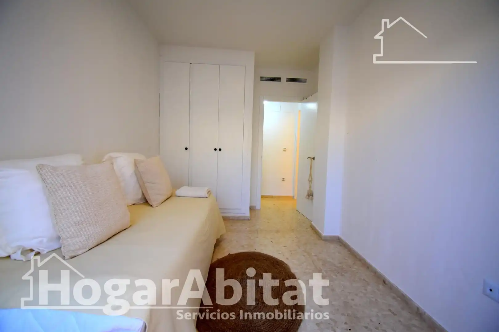 Bedroom of Flat for sale in Oliva  with Air Conditioner, Heating and Terrace