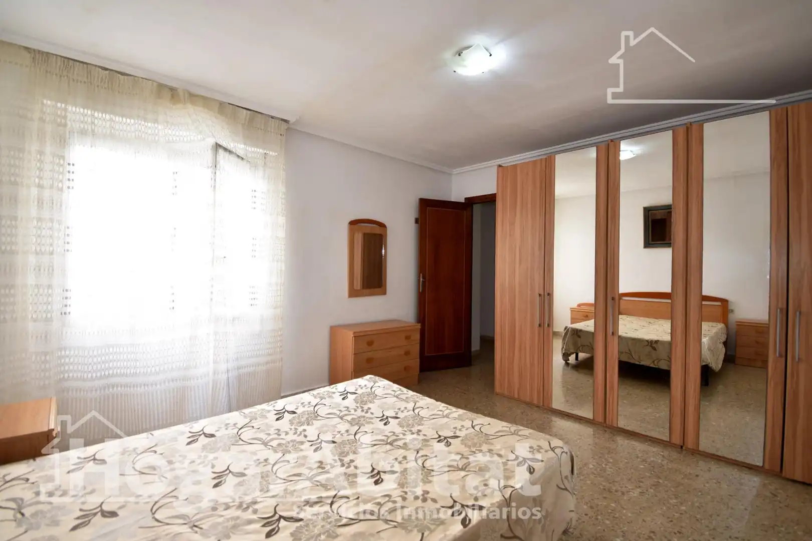 Bedroom of Flat for sale in Oliva  with Balcony