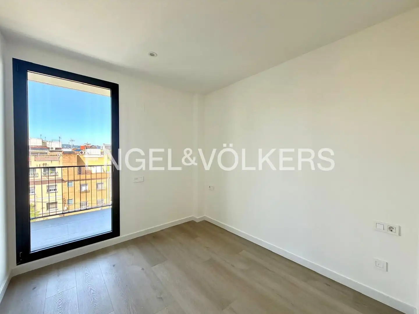 Habitación de Piso de alquiler en Badalona con Aire acondicionado, Calefacción y Parquet