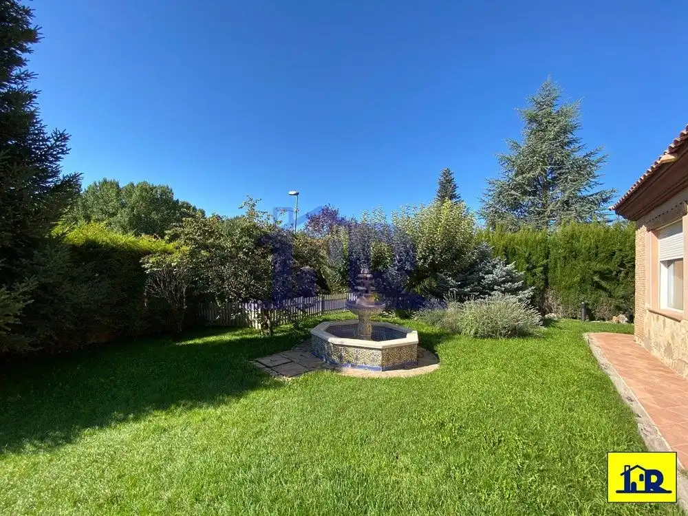 Garden of Houses for sale in Arcas del Villar  with Terrace, Storage room and Swimming Pool