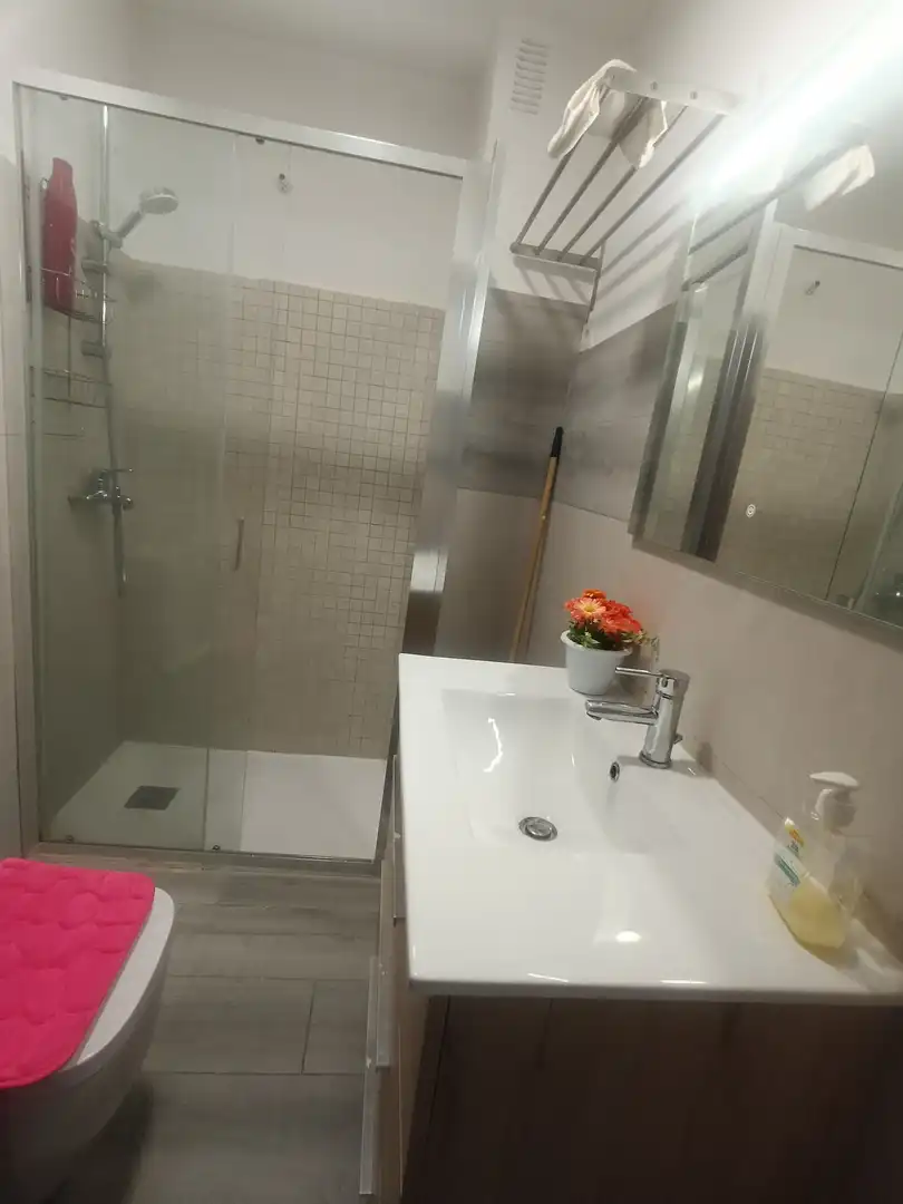 Bathroom of Flat for sale in Torrelavega   with Heating, Parquet flooring and Storage room
