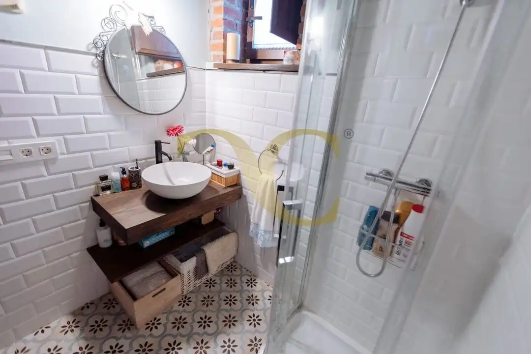 Bany de Casa o xalet en venda en Cangas de Onís amb Calefacció, Jardí privat i Terrassa