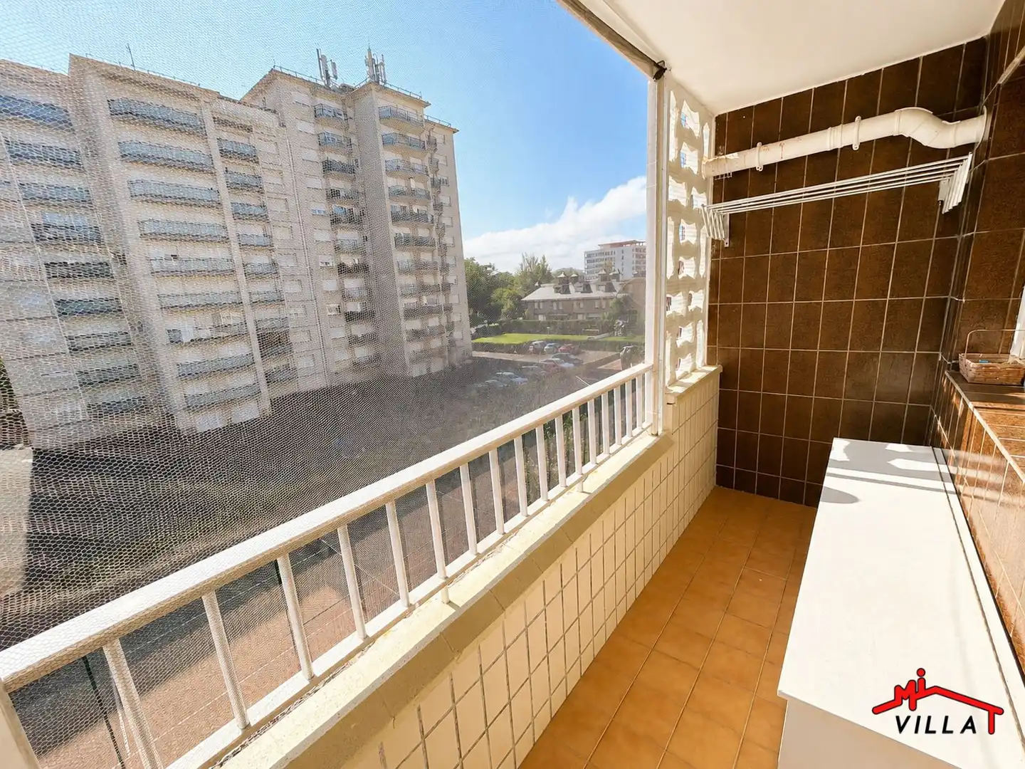 Habitación de Piso en venta en Laredo con Calefacción y Terraza