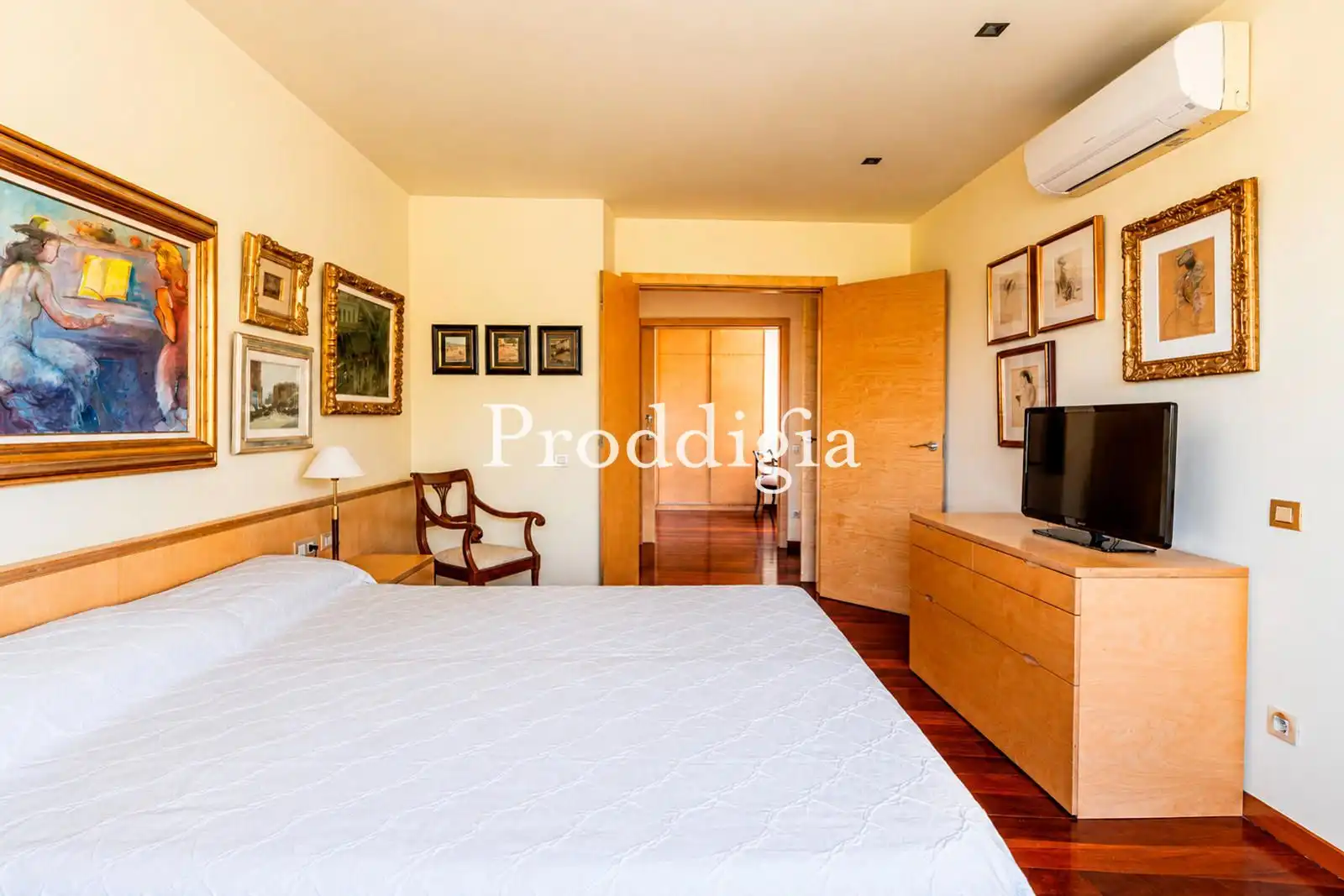 Bedroom of Houses for sale in Sant Cugat del Vallès  with Air Conditioner, Terrace and Storage room