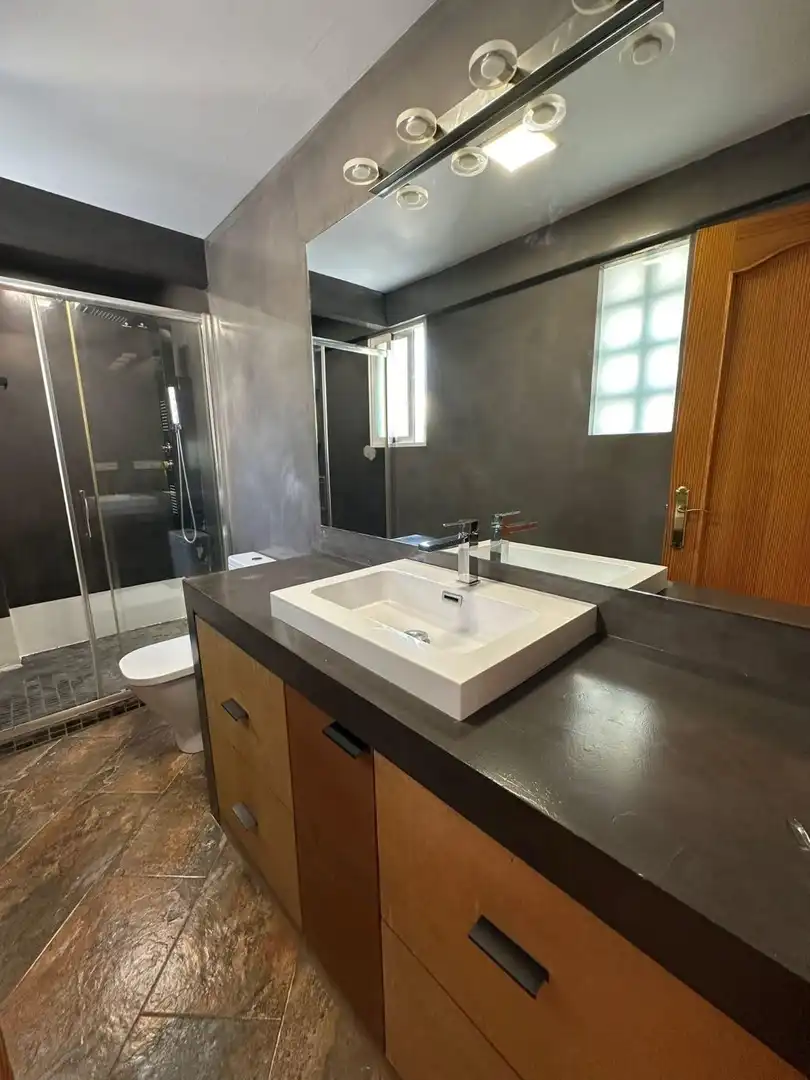 Baño de Piso de alquiler en Elda con Amueblado