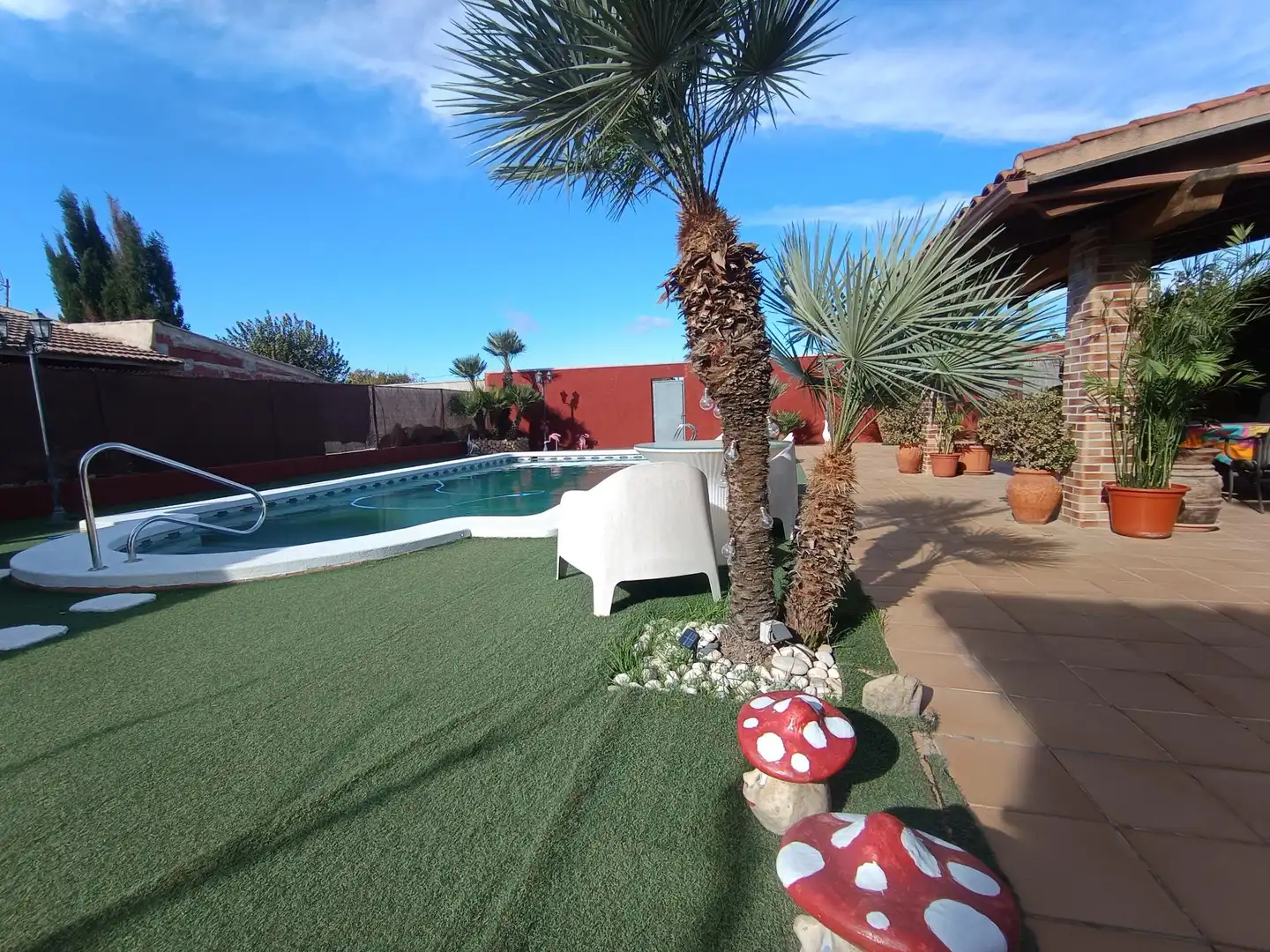 Piscina de Casa o xalet en venda en Murcia amb Aire condicionat, Calefacció i Jardí privat