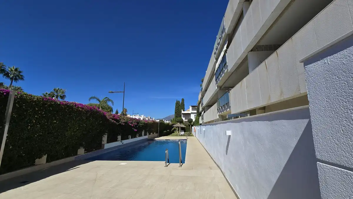 Swimming pool of Apartments for rent in Marbella  with Air Conditioner, Terrace and Community pool