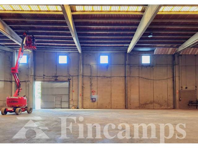 Nave industrial en Alquiler en Camino Can Quadres, 1 en Sol i Padris - Sant Oleguer