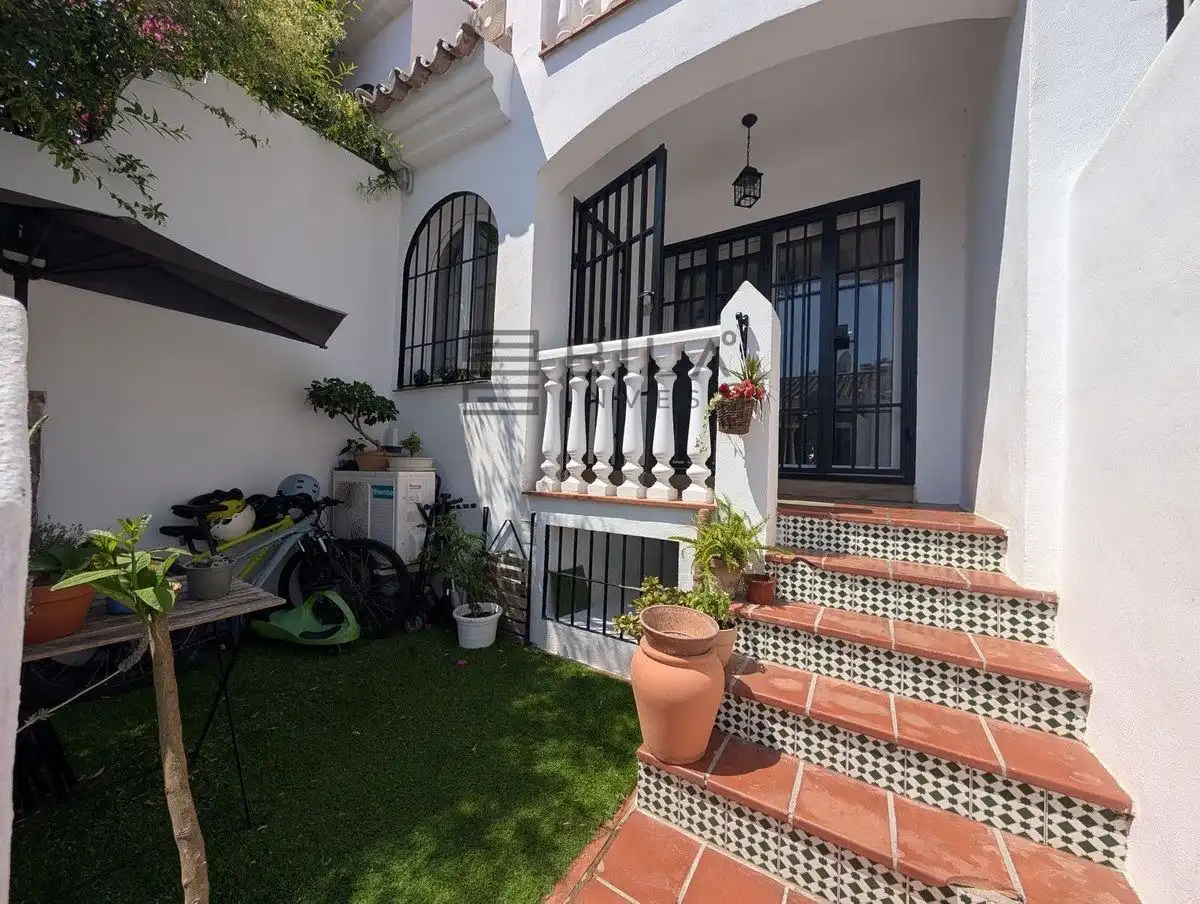 Reihenhaus mit Pool zum Verkauf in Balcones del Golf, imagen 2