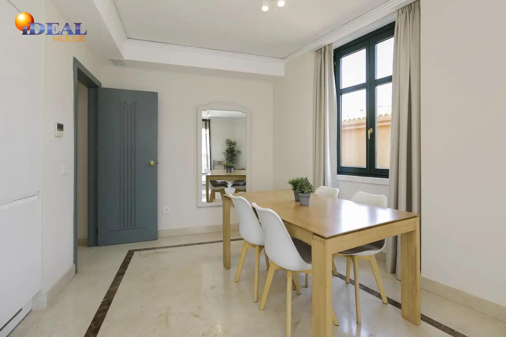 Apartament amb ascensor en venda a Calle Gran Vía de Colón, imagen 4