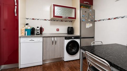 Photo 4 of Flat for sale in Reyes, Parla