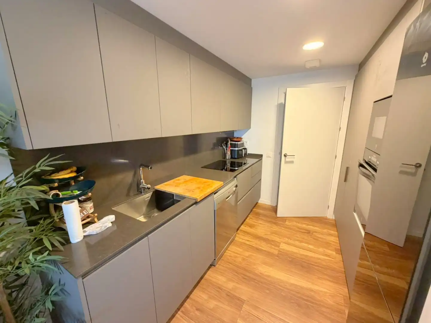 Kitchen of Flat for sale in El Prat de Llobregat  with Air Conditioner, Parquet flooring and Terrace