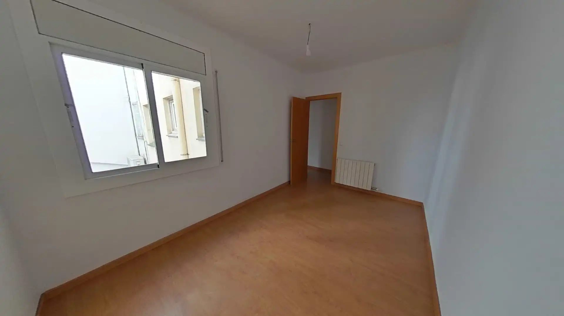 Schlafzimmer von Wohnung zum Verkauf in L'Hospitalet de Llobregat mit Heizung