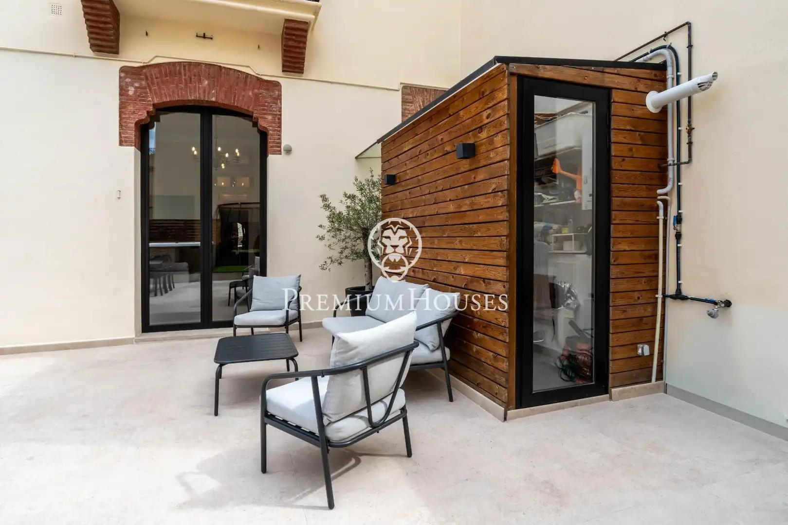 Terrace of Flat for sale in Vilanova i la Geltrú  with Air Conditioner, Heating and Terrace