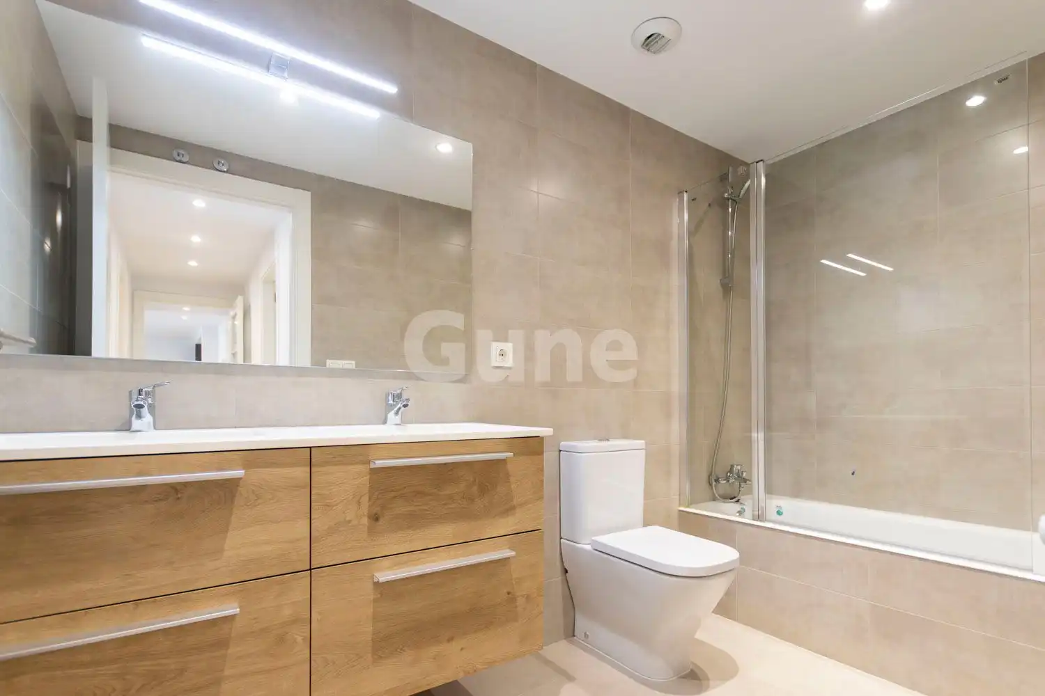 Baño de Piso en venta en Beasain con Calefacción y Trastero