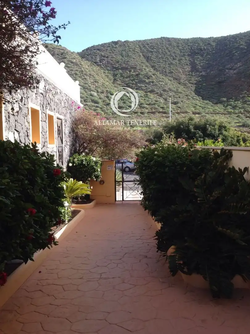 Vista exterior de Apartamento de alquiler en Arona con Terraza, Piscina y Amueblado