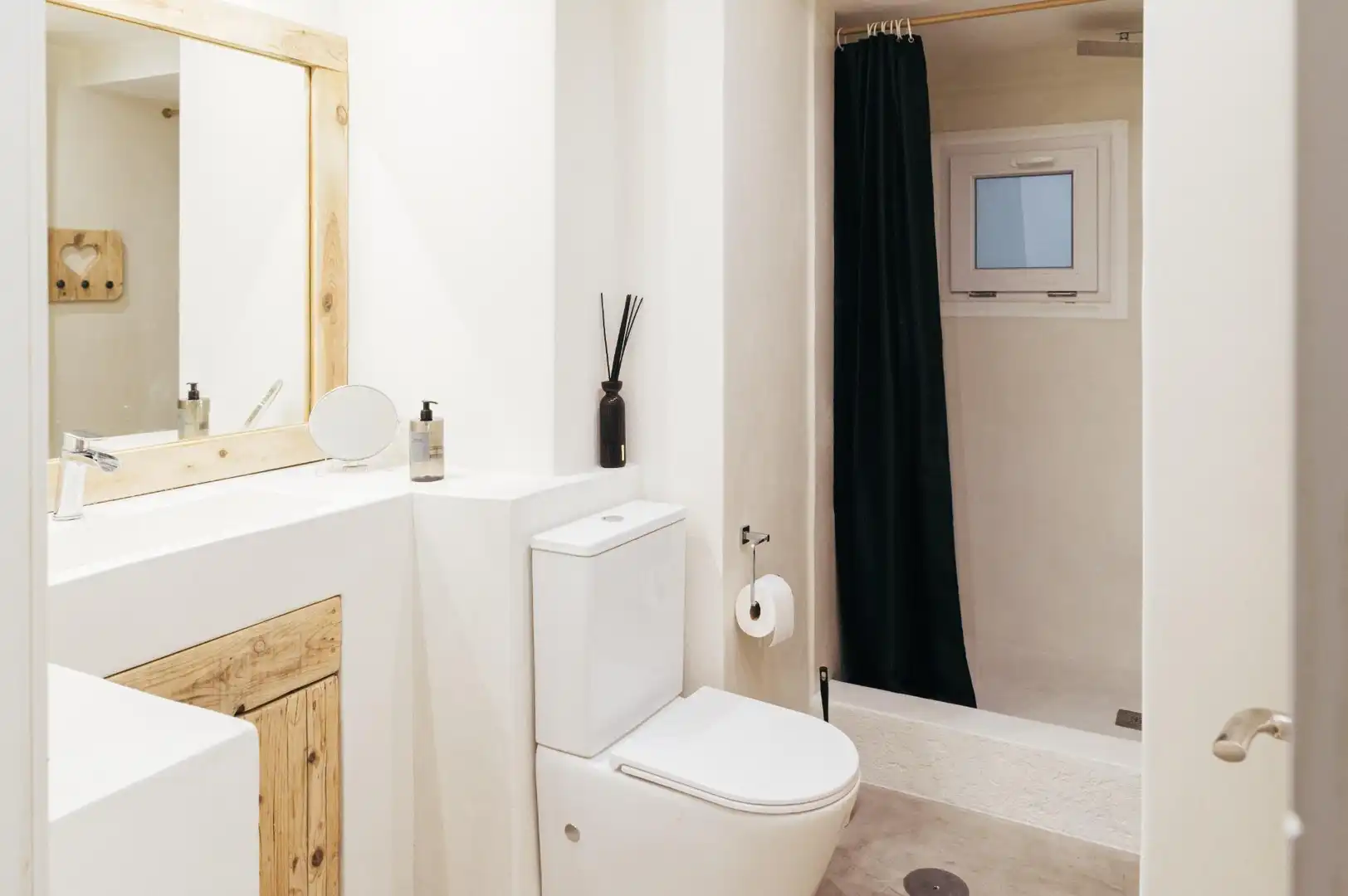 Baño de Piso en venta en Benidorm con Aire acondicionado, Terraza y Balcón