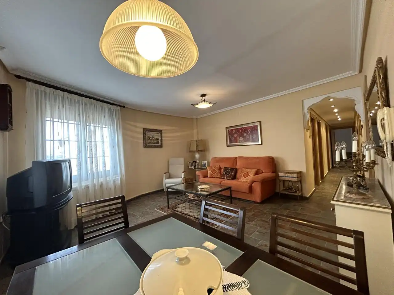 Sala d'estar de Casa o xalet en venda en Novallas amb Terrassa