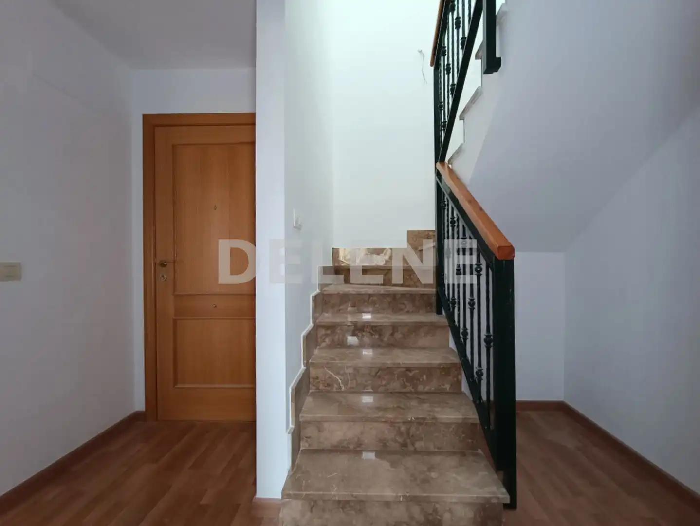 Dúplex en venta en Hellín con Calefacción, Parquet y Balcón