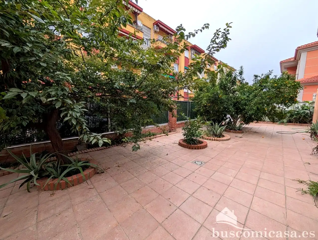 Terrassa de Casa o xalet en venda en Linares amb Aire condicionat, Calefacció i Jardí privat