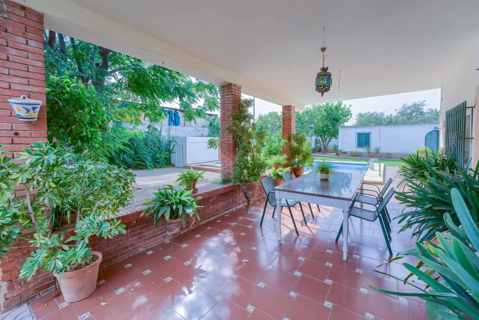 Jardí de Casa o xalet en venda en Carmona amb Jardí privat, Terrassa i Piscina
