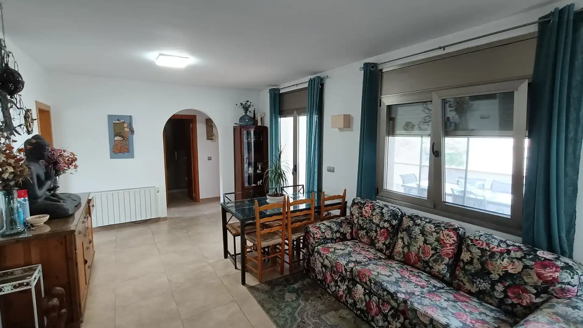 Sala de estar de Casa adosada en venta en Pals con Aire acondicionado, Piscina y Balcón