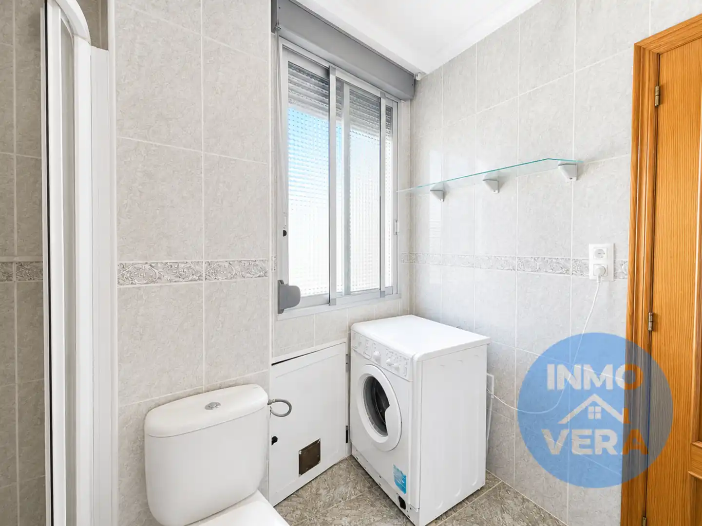 Baño de Piso en venta en Cullera con Terraza