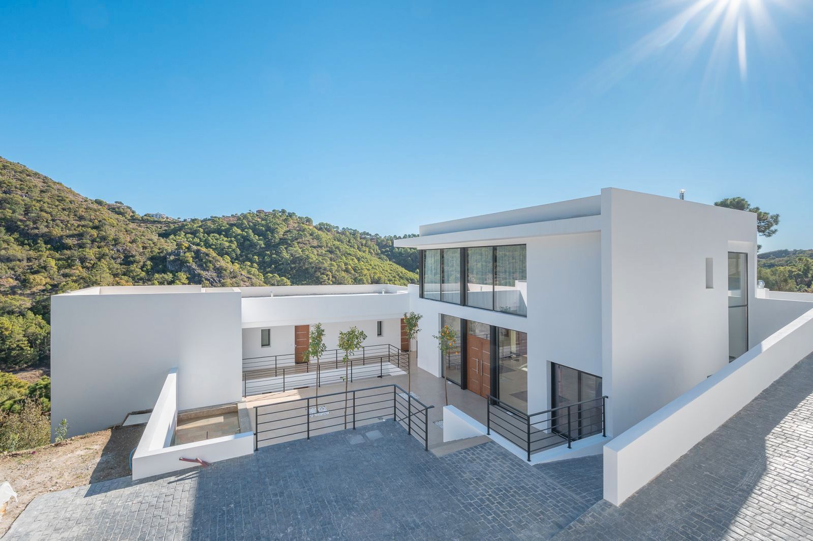 Vista exterior de Casa o xalet en venda en Málaga Capital amb Aire condicionat, Terrassa i Piscina