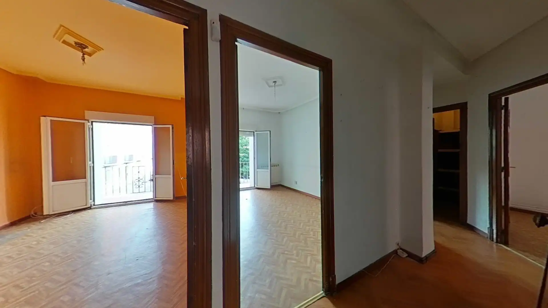 Piso en venta en Burgos con Parquet