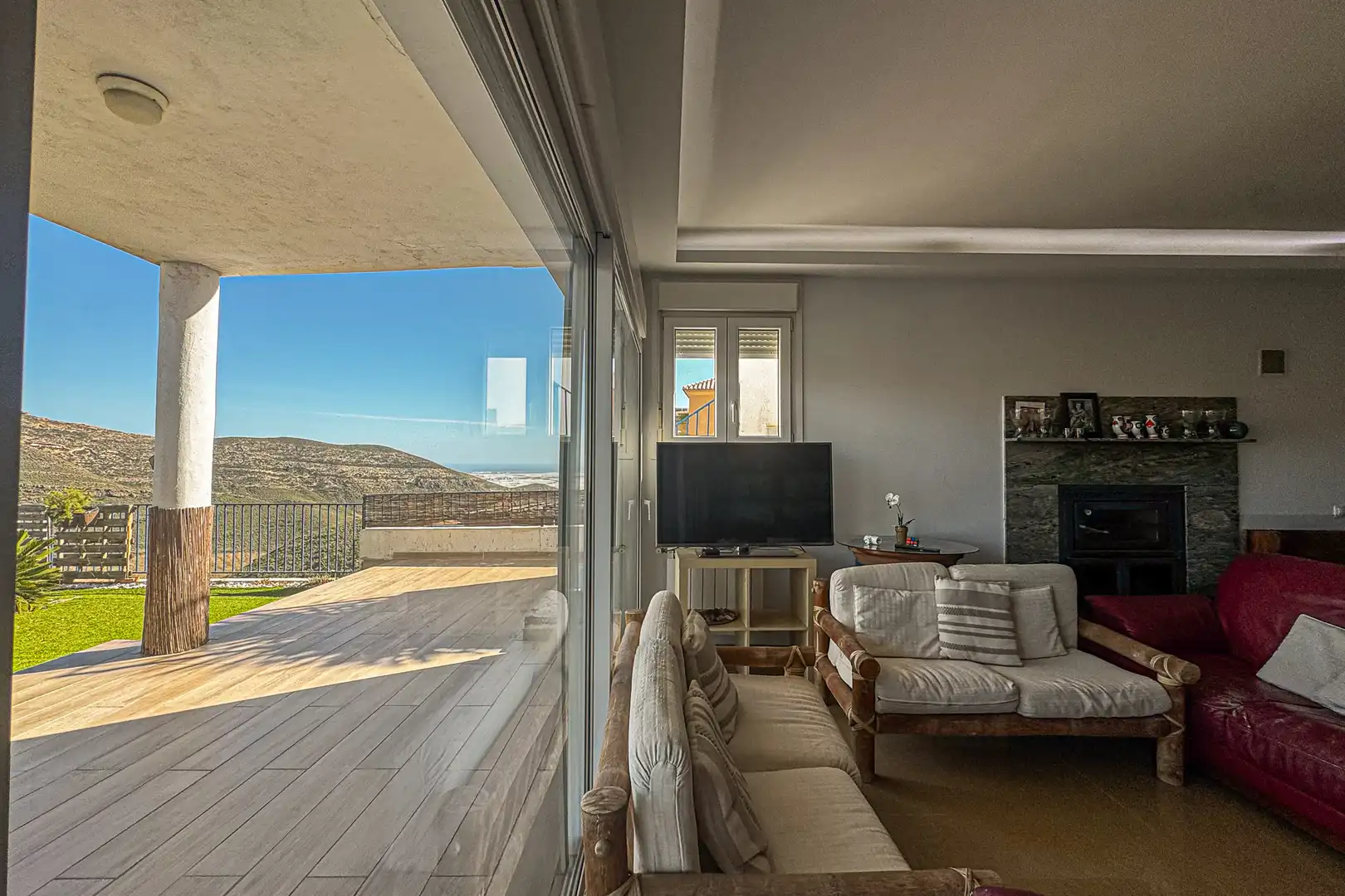 Sala de estar de Casa o chalet en venta en Vícar con Aire acondicionado, Calefacción y Terraza