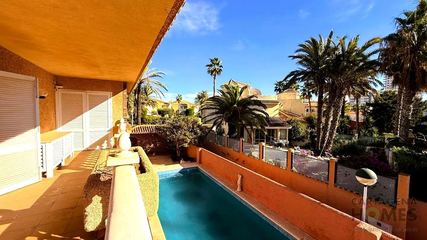 Casa amb piscina en venda a Calle Tordos 13, imagen 37