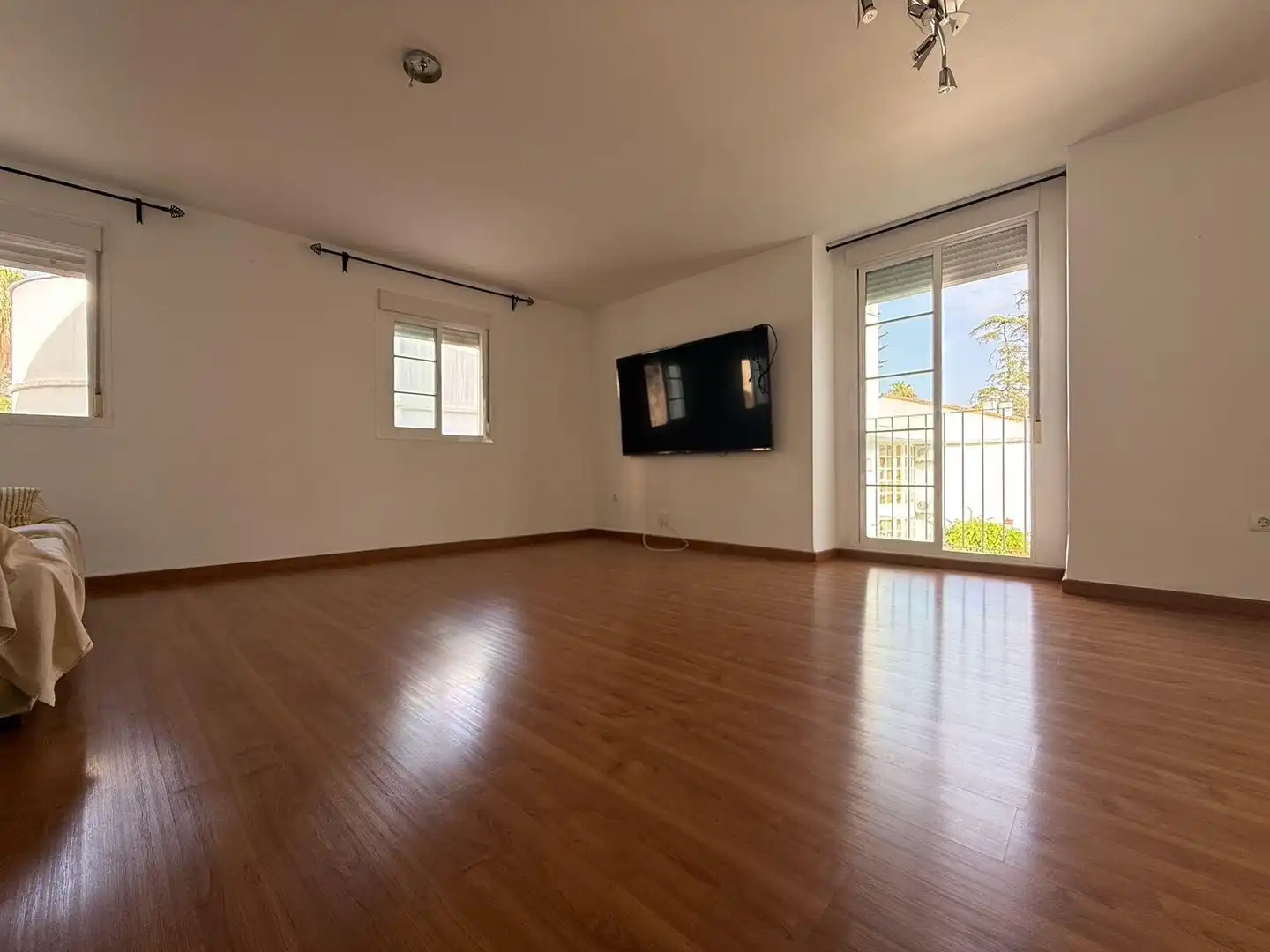 Sala d'estar de Dúplex en venda en Jerez de la Frontera amb Aire condicionat