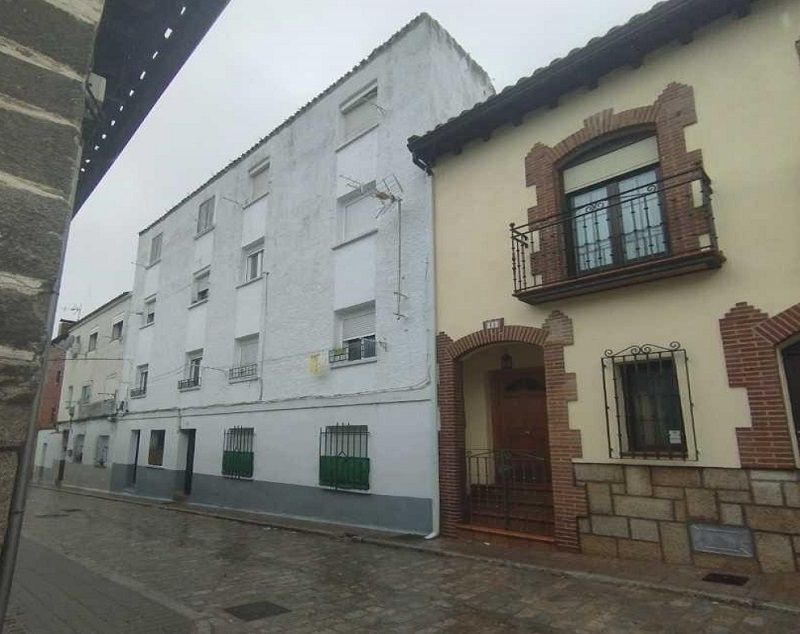 Exterior view of Flat for sale in San Martín de Valdeiglesias