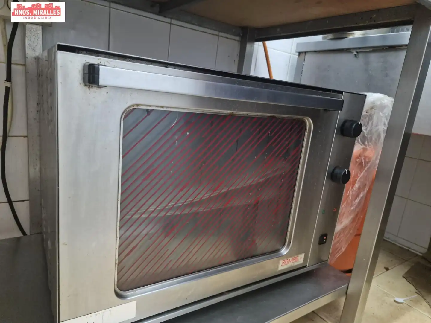Local en venta en Elche / Elx con Aire acondicionado y Amueblado