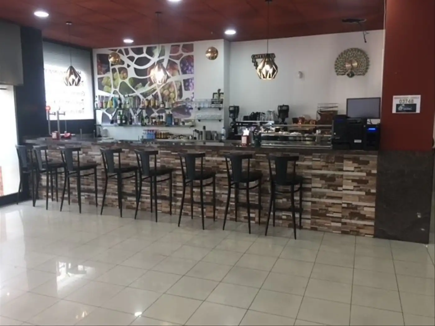Local en traspaso en Manresa con Aire acondicionado, Calefacción y Amueblado