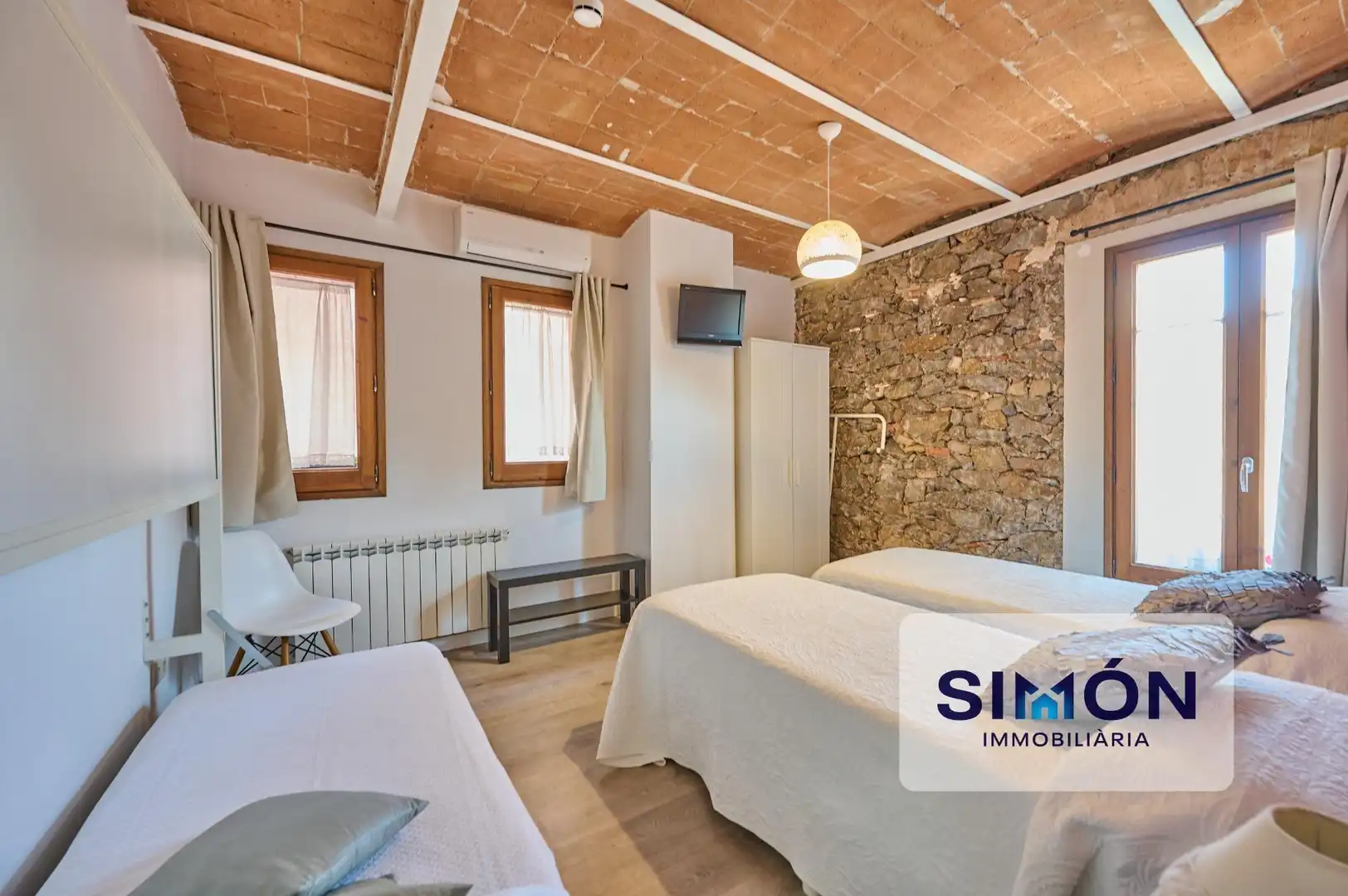 Habitación de Finca rústica en venta en Casserres con Aire acondicionado, Calefacción y Terraza