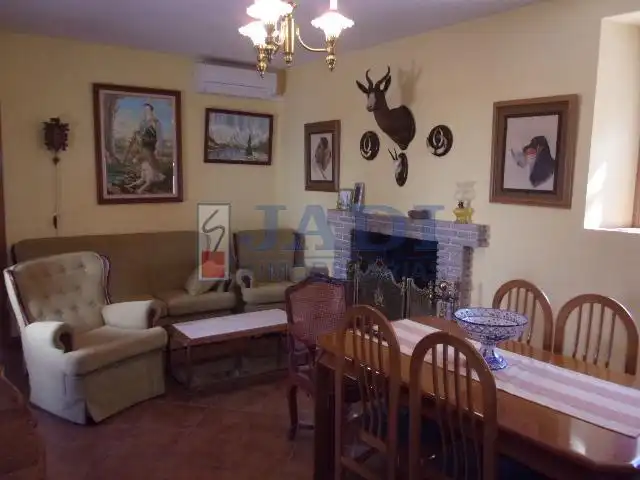 Sala d'estar de Casa o xalet en venda en Valdepeñas amb Aire condicionat, Calefacció i Traster