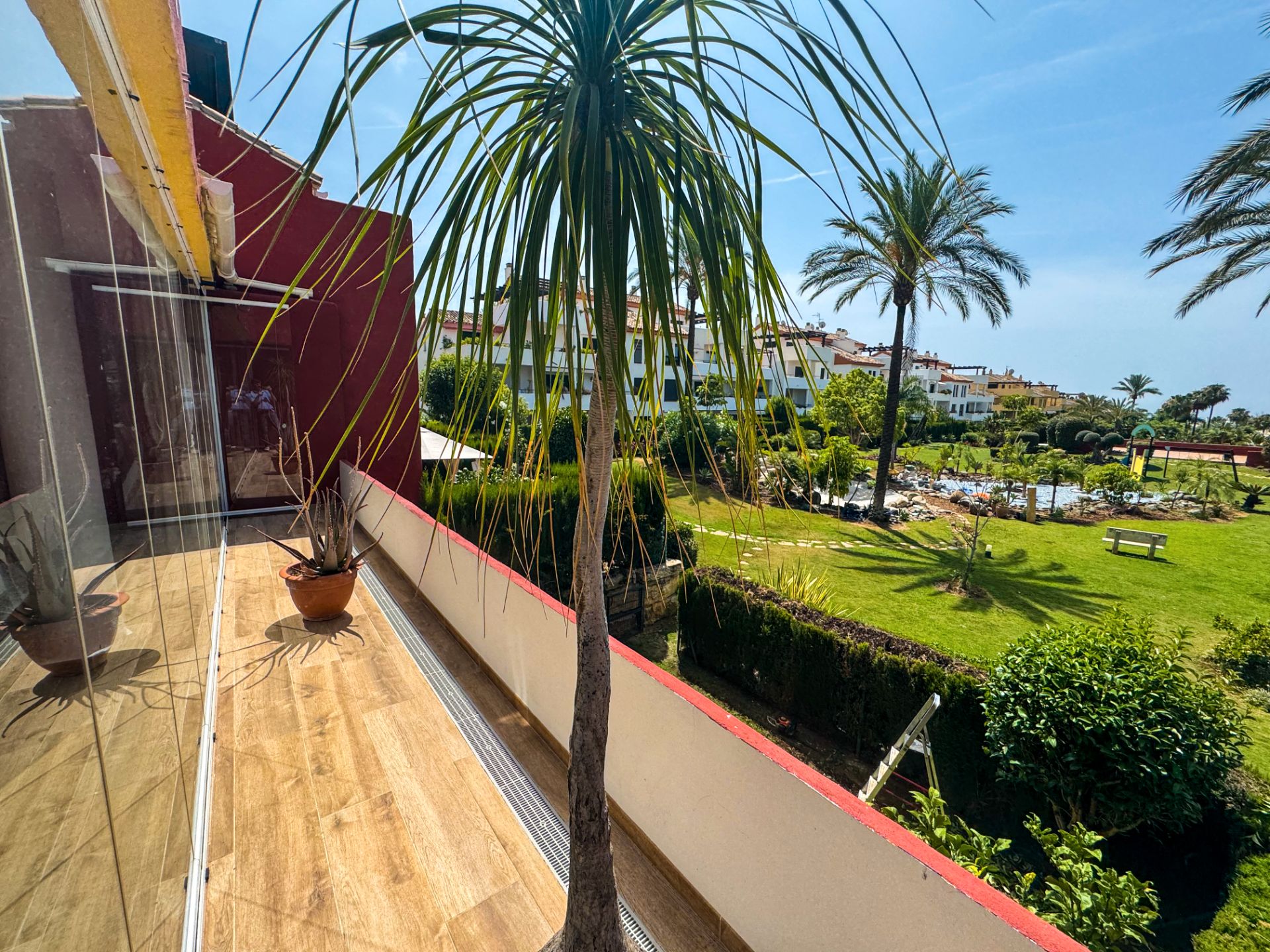 Apartament en venda a Bel - Air, Benamara - Atalaya, Estepona
