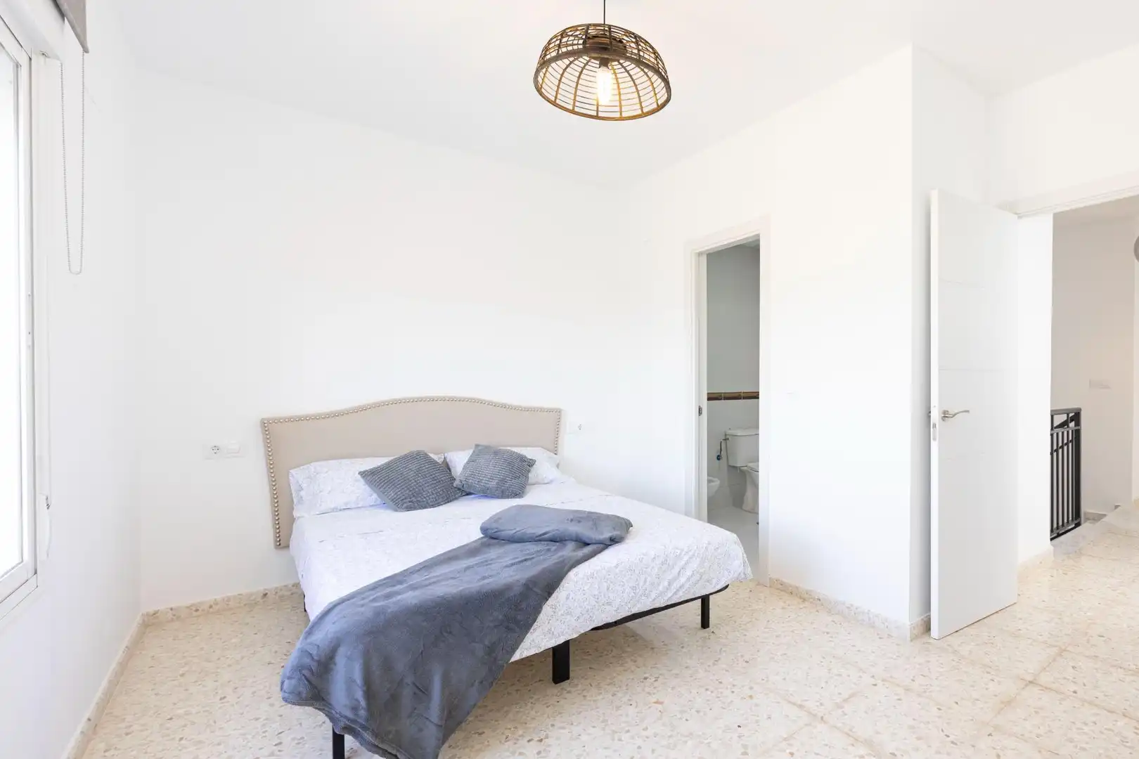 Dormitori de Casa adosada en venda en La Palma del Condado amb Terrassa