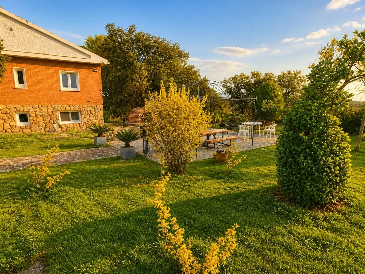 Terrace of Houses for sale in La Cabrera  with Terrace