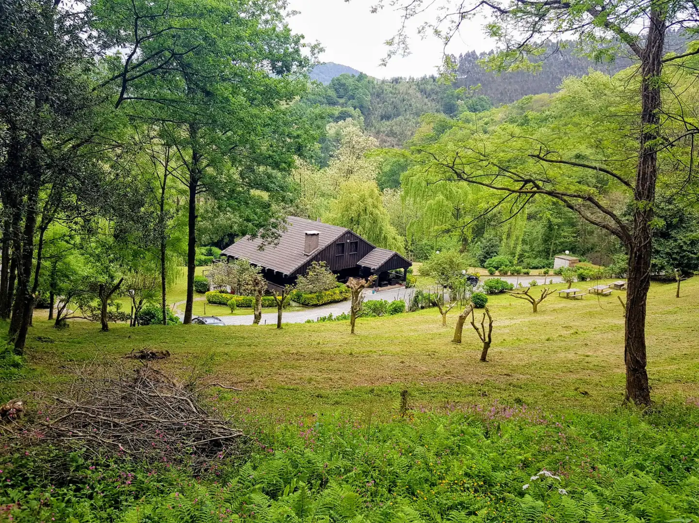 Vista exterior de Casa o xalet en venda en Hernani amb Calefacció, Jardí privat i Piscina