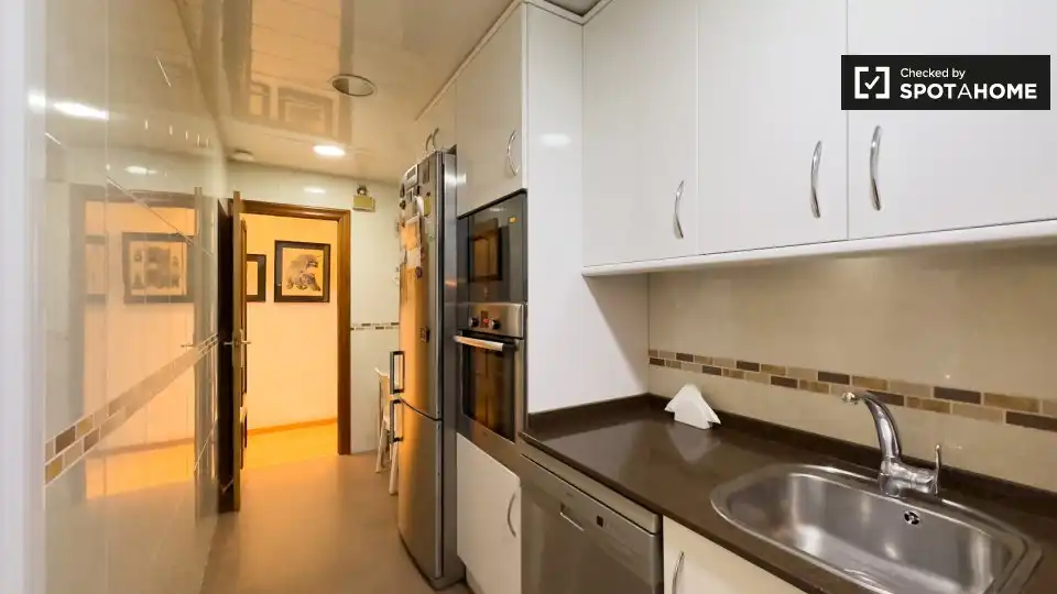 Kitchen of Flat for rent in Barcelona  with Air Conditioner, Heating and Furnished