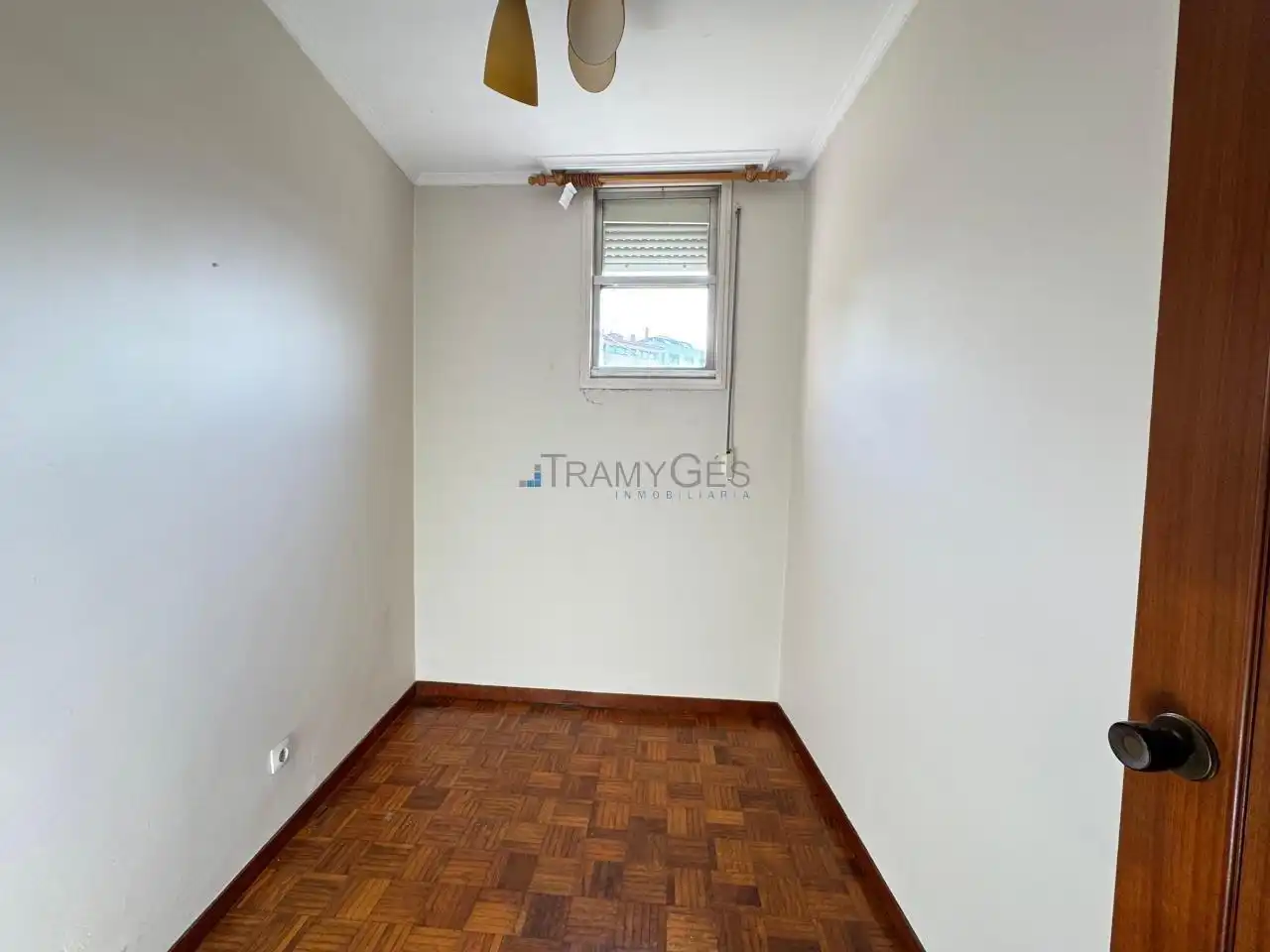 Habitación de Casa o chalet en venta en Vigo  con Calefacción, Jardín privado y Trastero