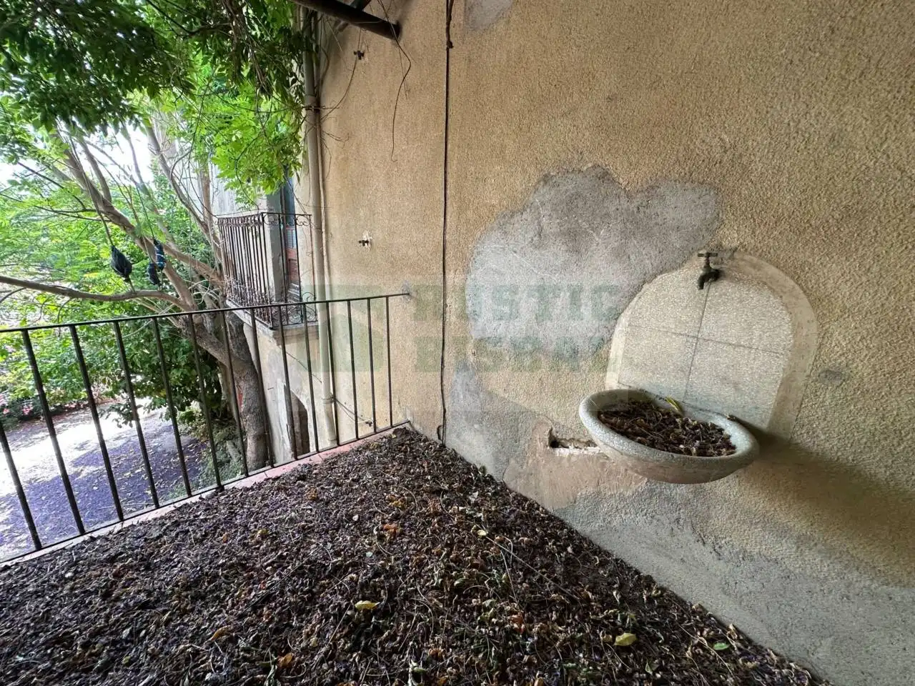 Terraza de Finca rústica en venta en Saus, Camallera i Llampaies con Terraza