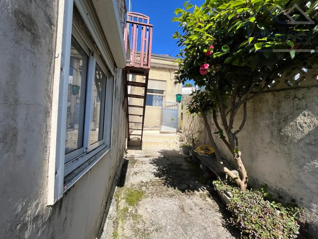 Vista exterior de Casa o chalet en venta en Vigo  con Calefacción y Terraza